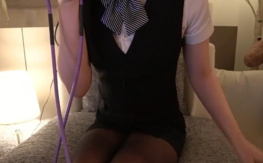 舔耳朵现场送信事务员姐姐的秘密送信浓吻