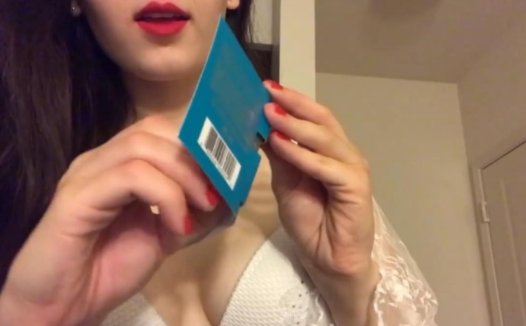 红唇阿姨ASMR – 诱人的阿姨