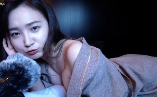 EUNSONGS ASMR 女友和你一起睡觉