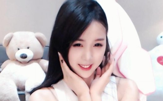 8部熊猫TV莉爷的vip专享剧情向X舔耳ASMR和舞蹈办卡福利视频